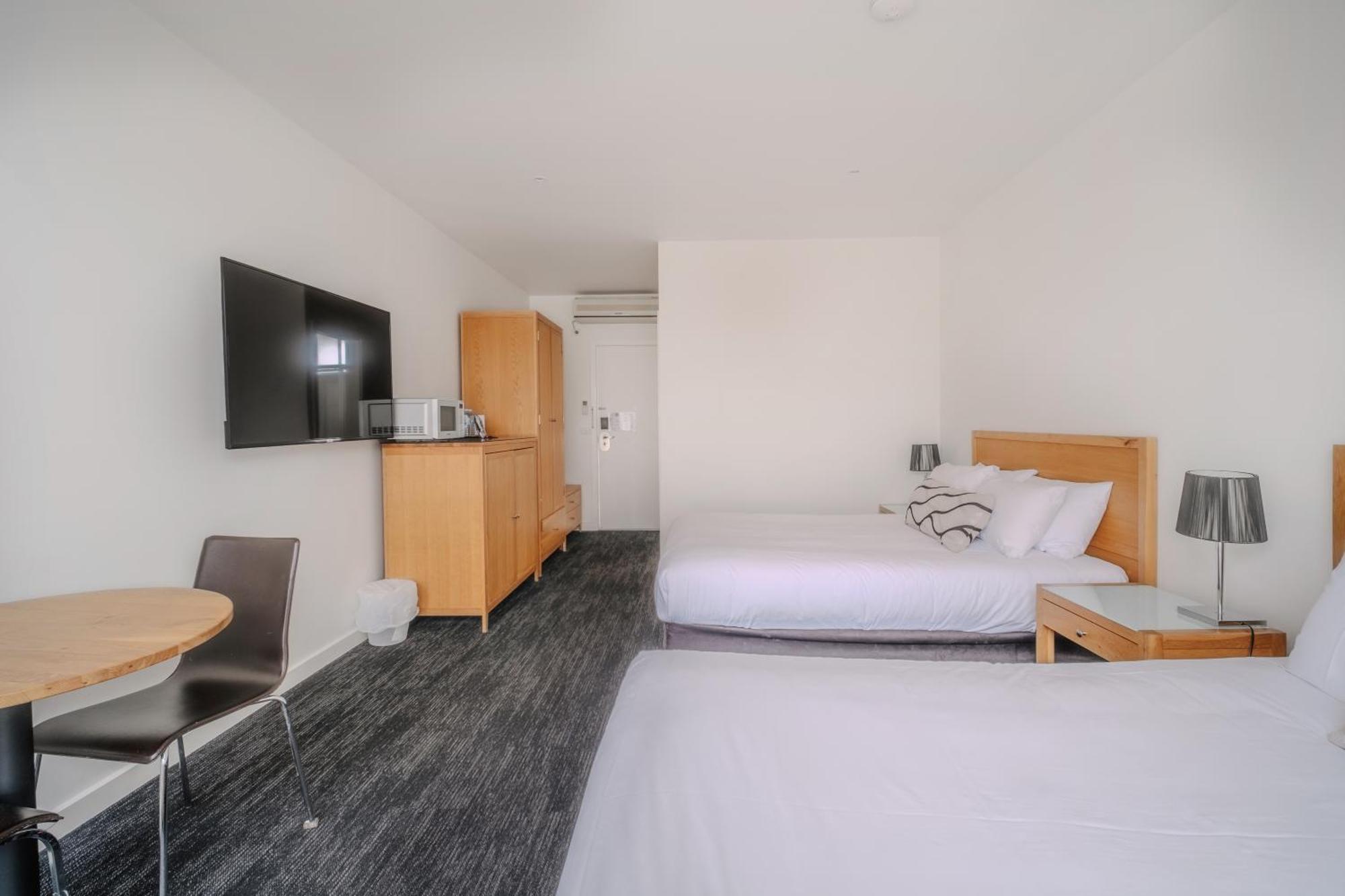 The Wyndhamere Motel Shepparton Room photo
