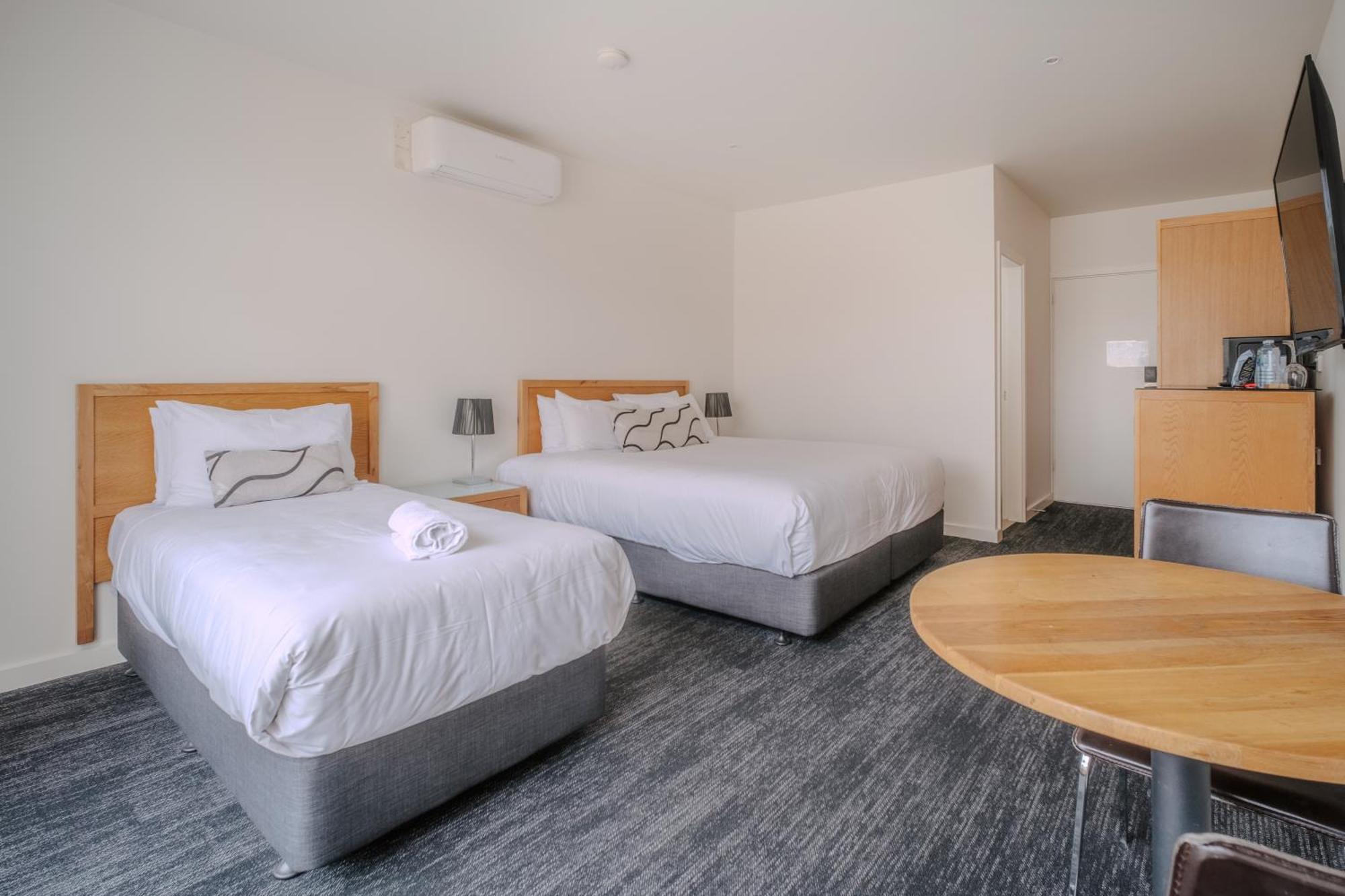 The Wyndhamere Motel Shepparton Room photo